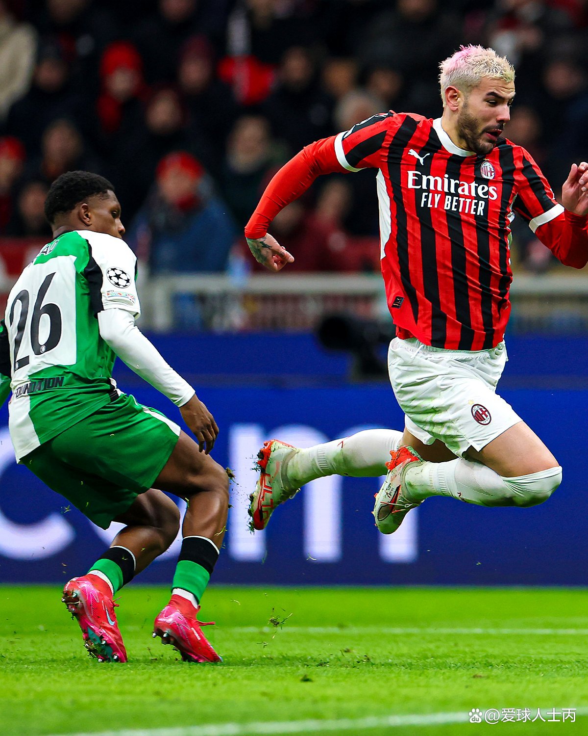 ayx.com-AC米兰在争夺欧冠资格中大获全胜